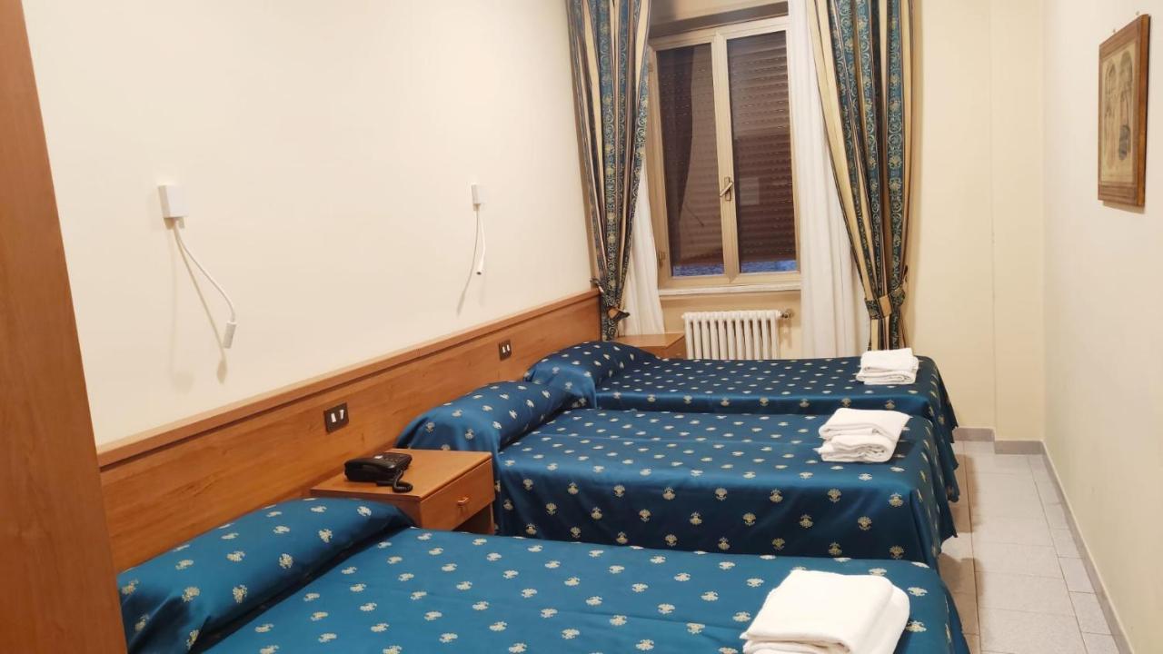 Suore Concezioniste Missionarie - Carmen Salles Roma Panzió Kültér fotó